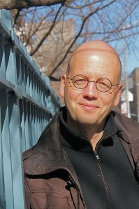 De Duitse scrhijver Jan-Philipp Sendker (@ Florentine Sendker)