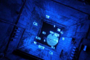 JAN VAN MUNSTER: Ich [im Dialog] (2005) Sammlung des Zentrums für Internationale Lichtkunst Unna © www.frankvinken.com