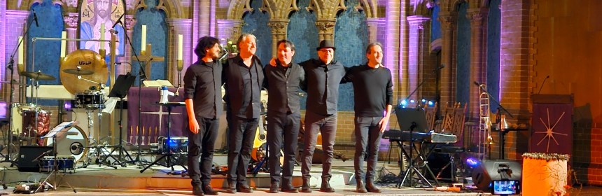 Luca Artioli en zijn Cult Movie Orchestra na een concert met Italiaanse filmmuziek in de Apostel-Paulus-Kirche in Berlijn